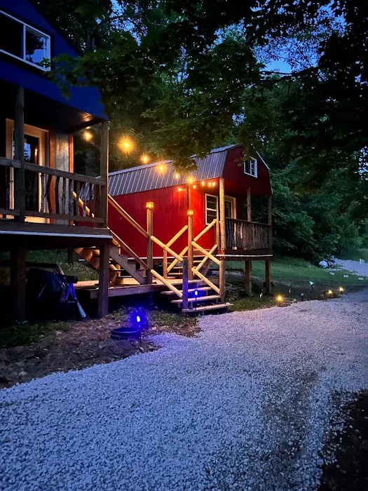 Fireglow Forest Riverside Cabin Rentals Picture 6