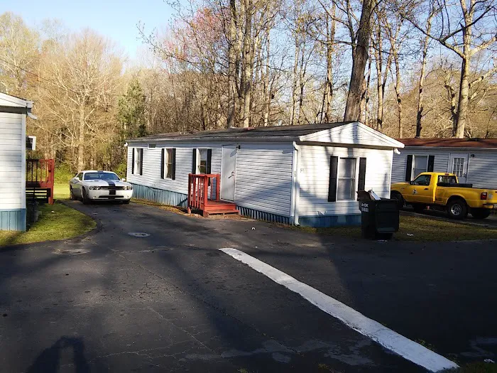 Lithia Mobile Home Park Picture 1