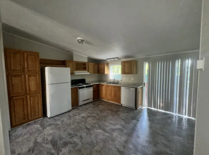 Arbor Village Picture 5