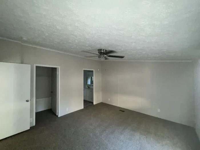 Arbor Village Picture 9