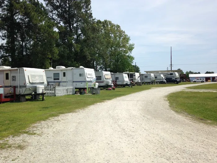 Wood Creek RV Park Picture 7