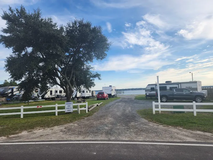 Fulchers Landing RV Campground Picture 7
