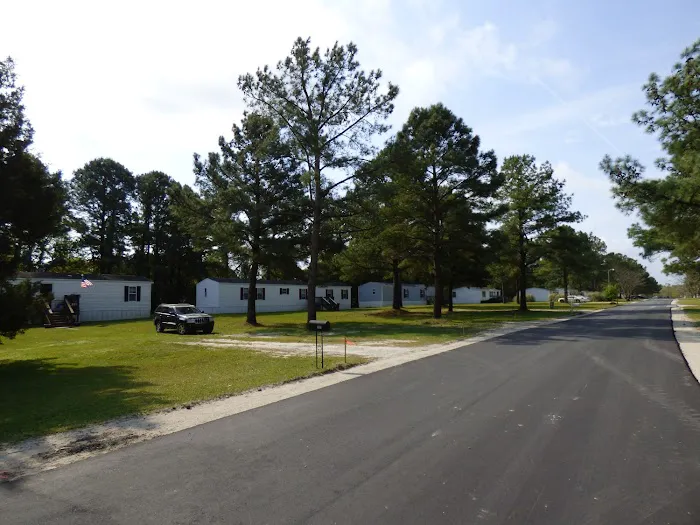 Turtle Cove mobile home park Picture 4