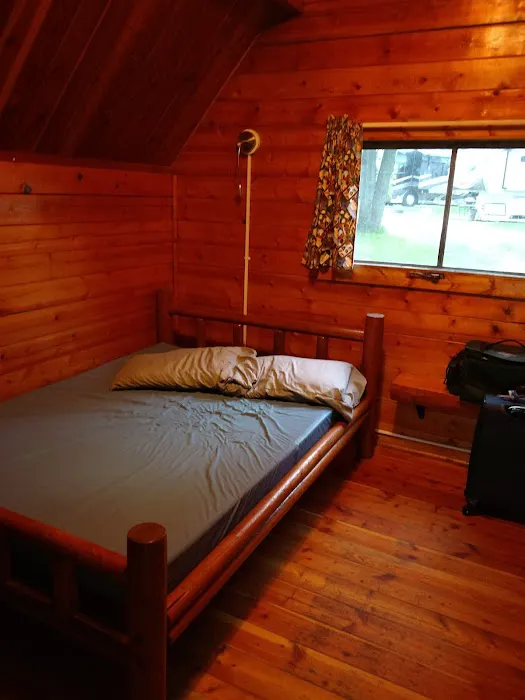 Elkhart Co. / Middlebury KOA Holiday Picture 10