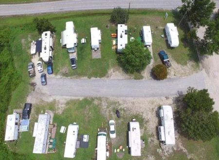 Buttons Family Campground