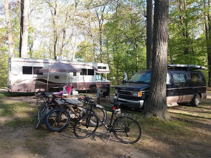 Melville's 7 Lakes Family Campground Picture 6