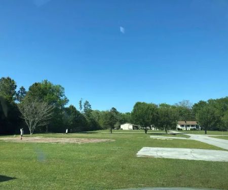 Cedar Creek Resort MHP & RV Sites