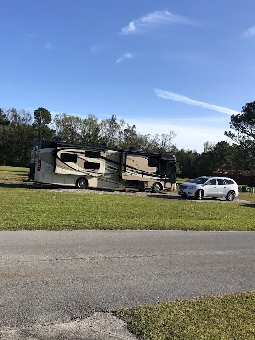 Cedar Creek Resort MHP & RV Sites Picture 5
