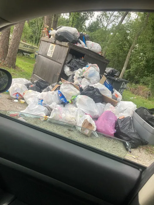 Sunset Pines Mobile Home Park Picture 1