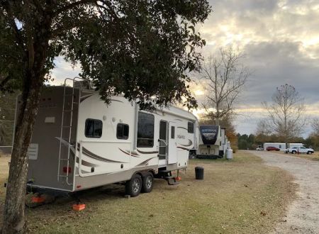 Sparky's Mobile Home & RV Park