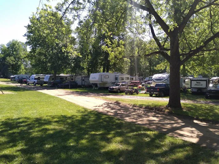 Welcome Woods Campground Picture 7