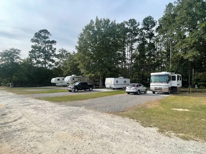 Sunrize RV Park Picture 7