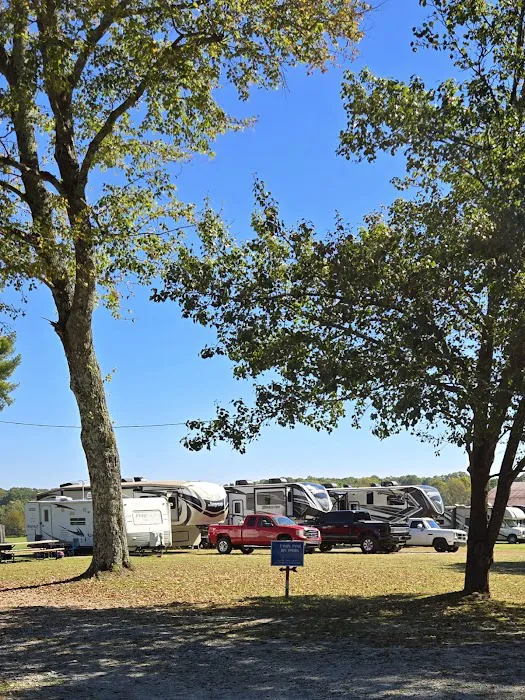 Twin Pine RV Park Picture 6