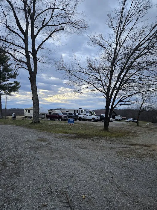 Twin Pine RV Park Picture 9