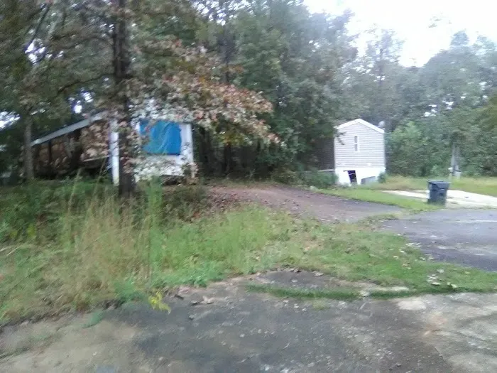 Dogwood Hills Mobile Home Comm Picture 7