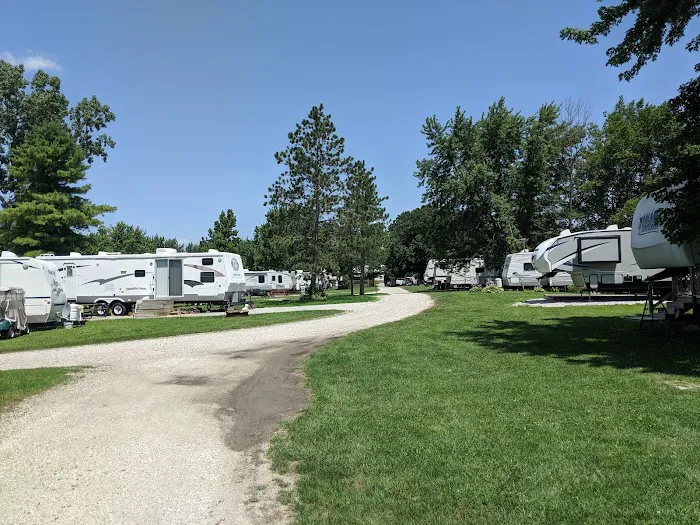 Wildwood Outdoor Escape Picture 3