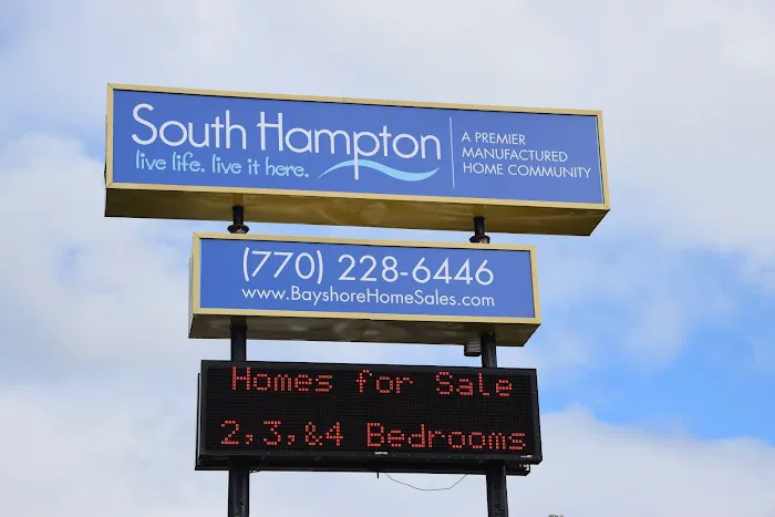 South Hampton Manufactured Home Community Picture 8