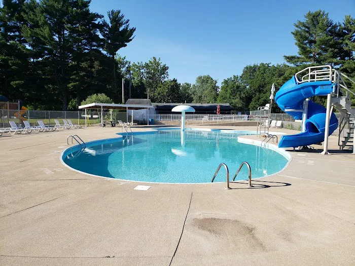 Eby's Pines RV Park & Campground Picture 3