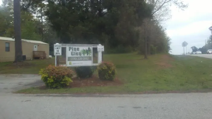 Pine Glen Park Picture 3