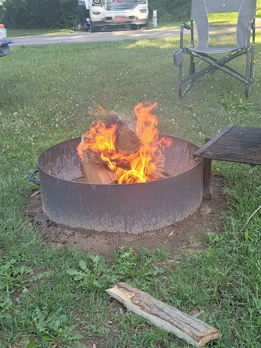 Mounds State Park Family Campgrounds Picture 6