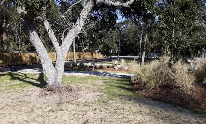 Snow's Cut RV Retreat Picture 6