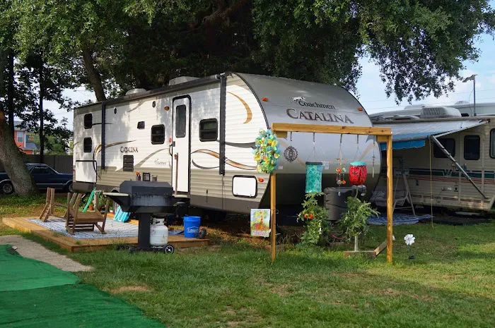 Winner's RV Park Picture 2