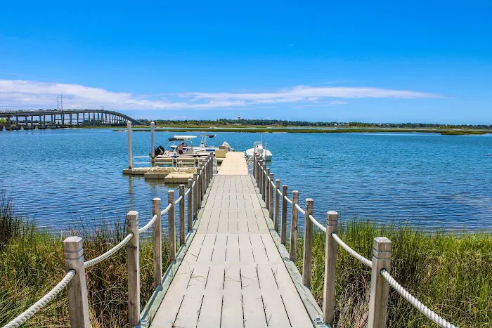 Bogue Sound All Age Manufactured Home Community Picture 1