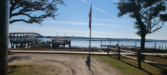 Bogue Sound All Age Manufactured Home Community Picture 10