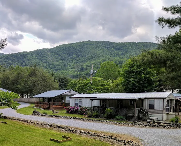 Riverside Campground Picture 2