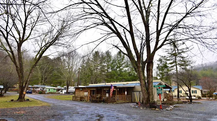 Riverside Campground Picture 5