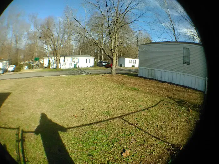 Bullock Mobile Home Park Picture 4