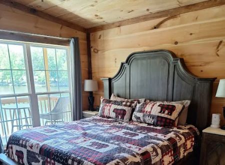 Cabins to Castles Vacation Rentals & RV Park