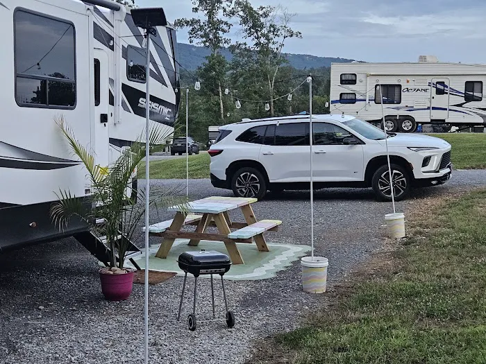 Lineman RV Park Picture 6