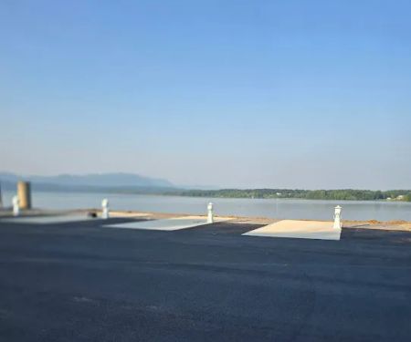 Water's Edge RV Park & Resort