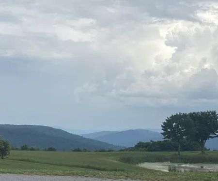 Grand View Cabins and RV Park