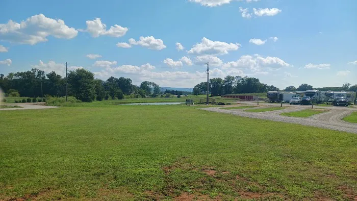 Pelham RV Park Picture 1
