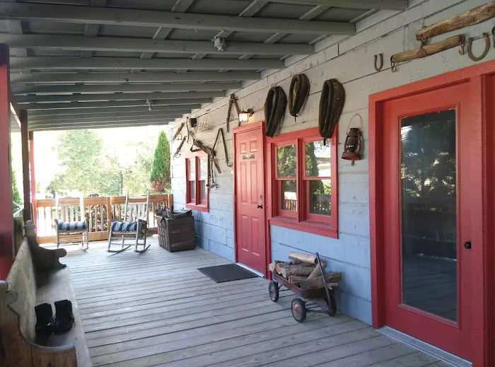 Lake Cove Resort & Realty Picture 5