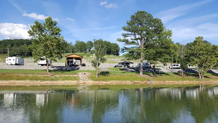Bunch Hollow Campground & Resort Picture 4