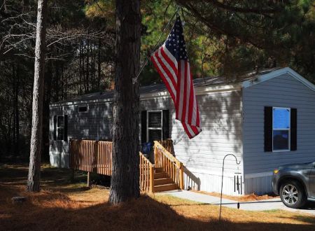 Logan's Crossing Manufactured Home Community