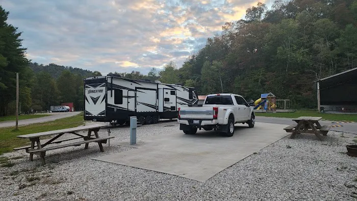 Cross Mountain Campground Picture 3