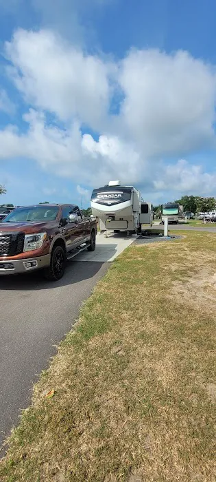 Sea Breeze RV Park Picture 8