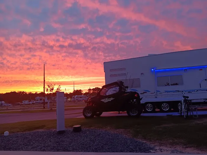 Sea Breeze RV Park Picture 7