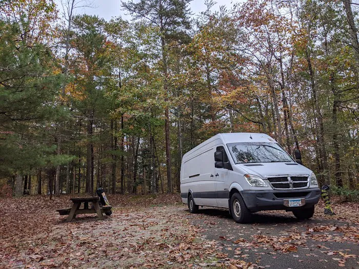 Grove Campground Picture 10