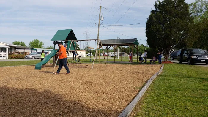 Circle Mobile Home Park, LLC Picture 1
