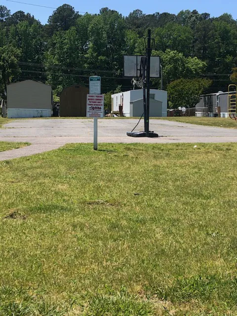 Warwick Mobile Home Community Picture 10