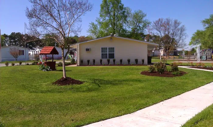 Denbigh Mobile Home Park Picture 7