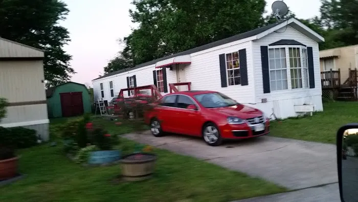 Geneva Mobile Home Park Picture 1