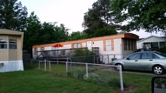 Geneva Mobile Home Park Picture 3