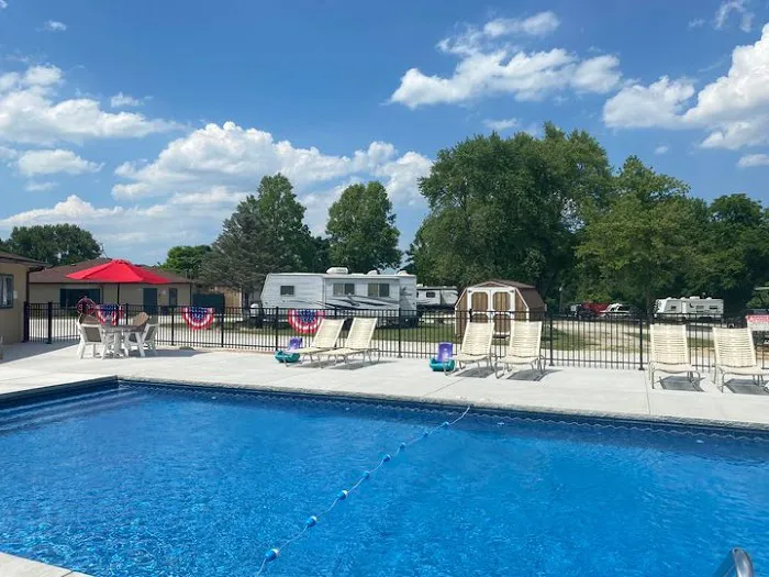 Scottsburg / Raintree Lake KOA Holiday Picture 1