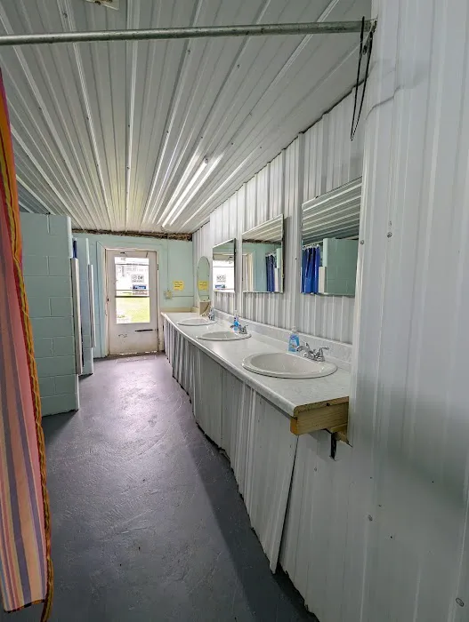 White Acres Campground Picture 5